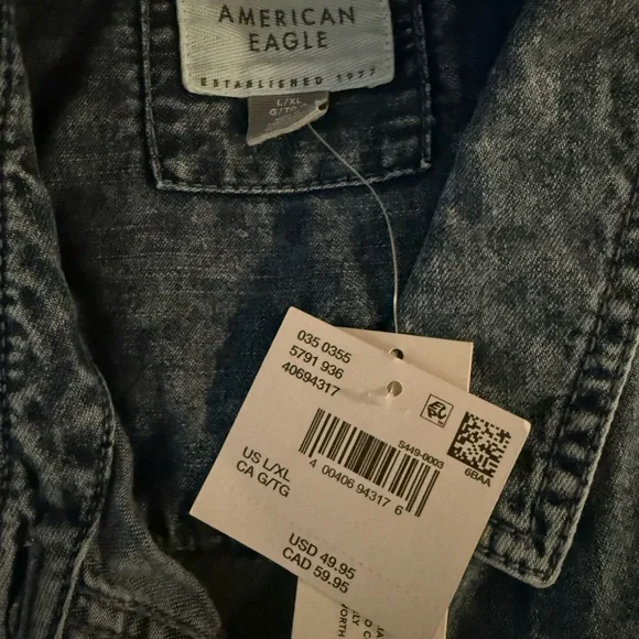 American Eagle Outfitters AE CROPPED DENIM BUTTON-UP SHIRT - Picture 3 of 3